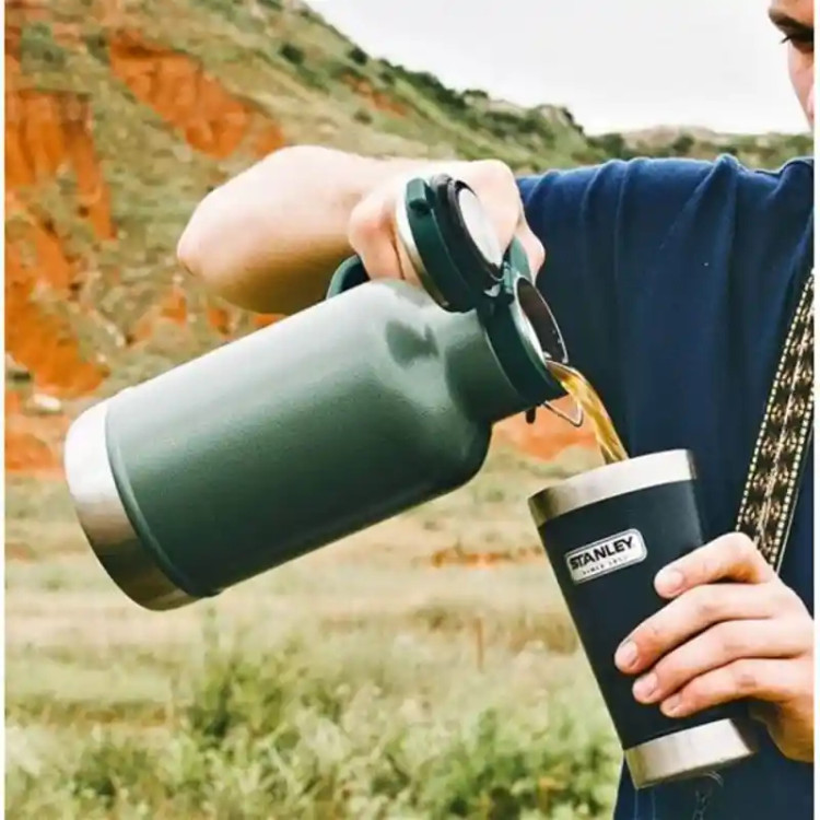 فلاسک استنلی مدل Classic Easy-Pour Growler گنجایش 2 لیتر