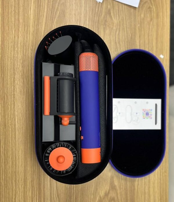 سشوار حرفه ای Dyson Hs08 اورجینال و دارای گارانتی