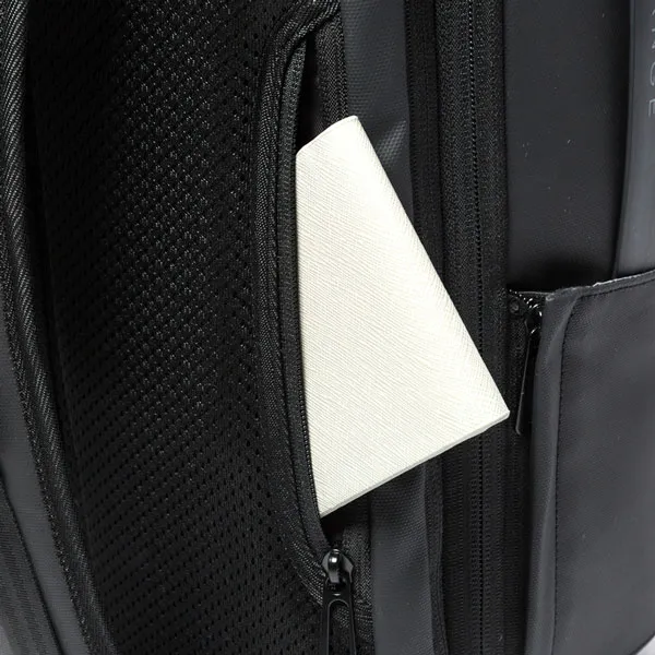 کوله لپ تاپ مسافرتی USB دار ۱۵.۶ اینچ بنج مدل BG-22005 دارای ضمانت اصالت کالا