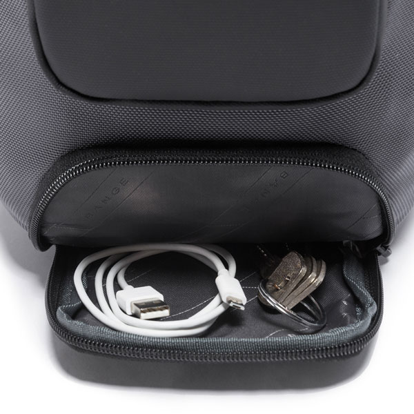 کیف کراس بادی ضدآب USB دار بنج BG-7086 اصل