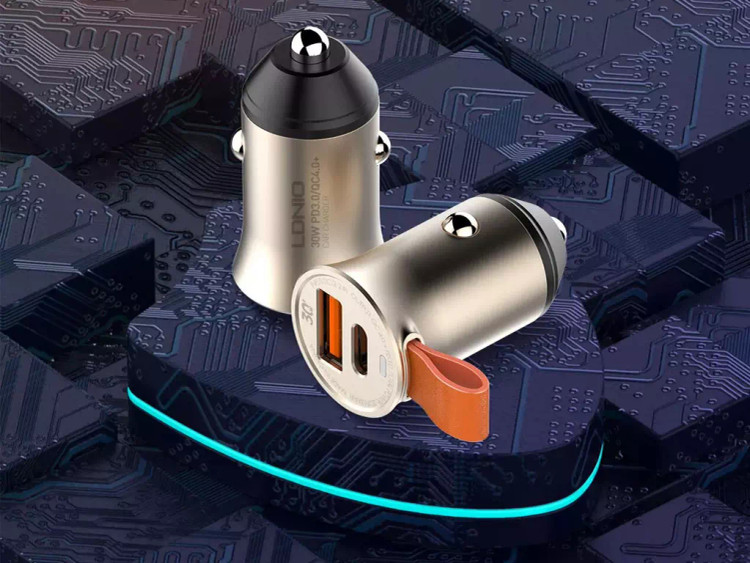 شارژر فندکی فست شارژ تایپ سی ماشین 30 وات مدل C509Q ال دینیو اصل